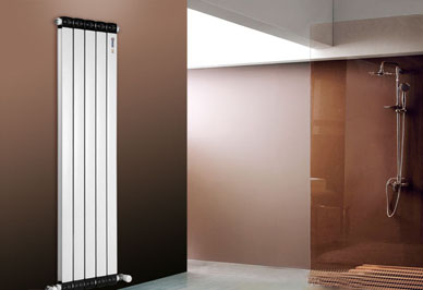 铜铝复合暖气片72x60浴室安装效果图
